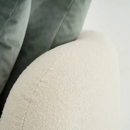 koukourakis_line_cornersofa_guest-14